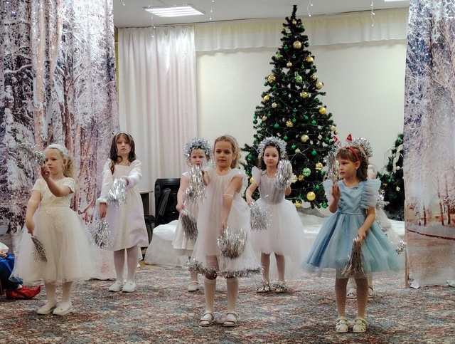 Новый год в Родничке Новый год в Родничке.